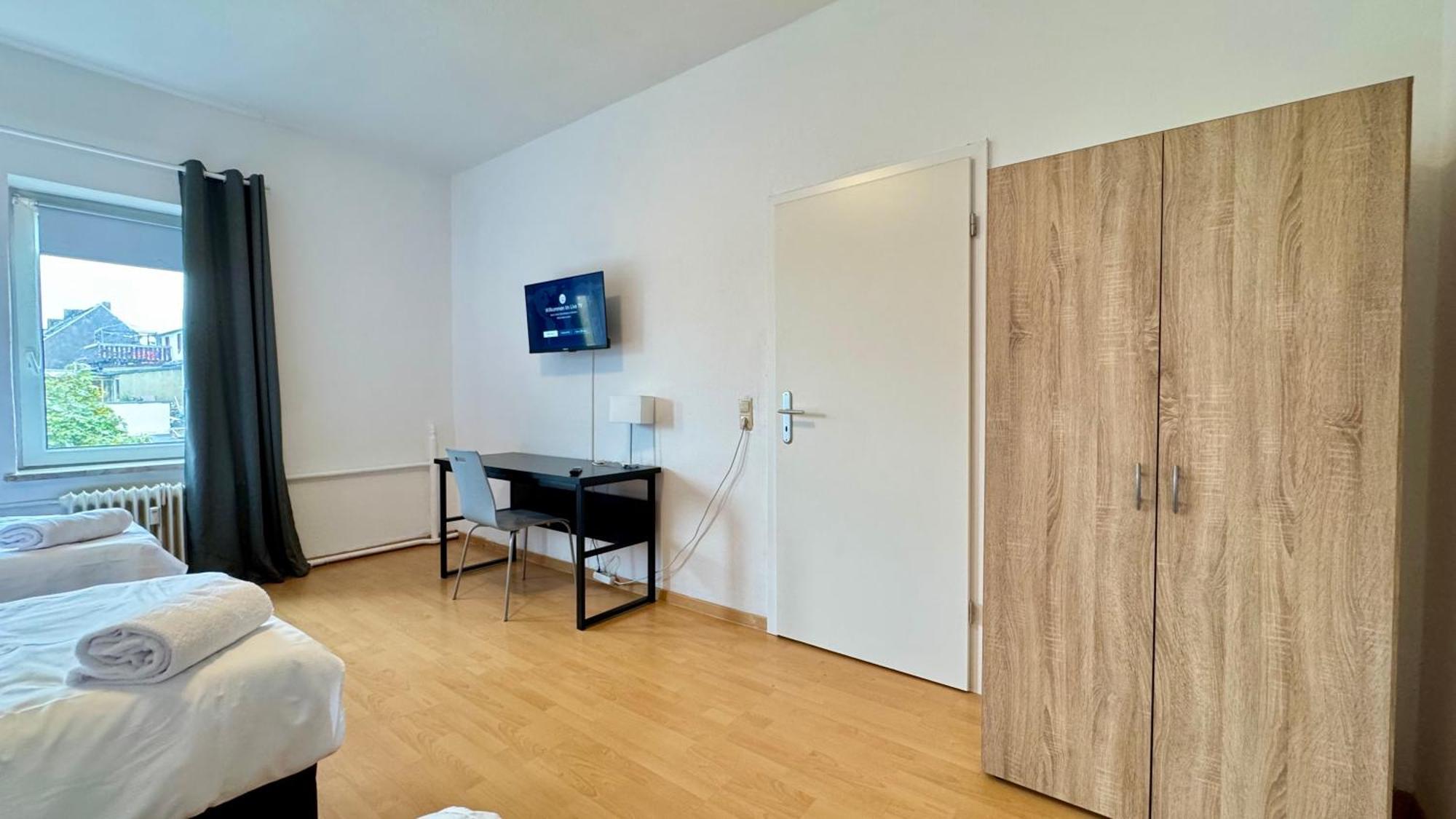 Apartments Im Herzen Von Neumuenster Innenstadt & Hbf Fusslaeufig, Mit Privatparkplatz Exterior foto