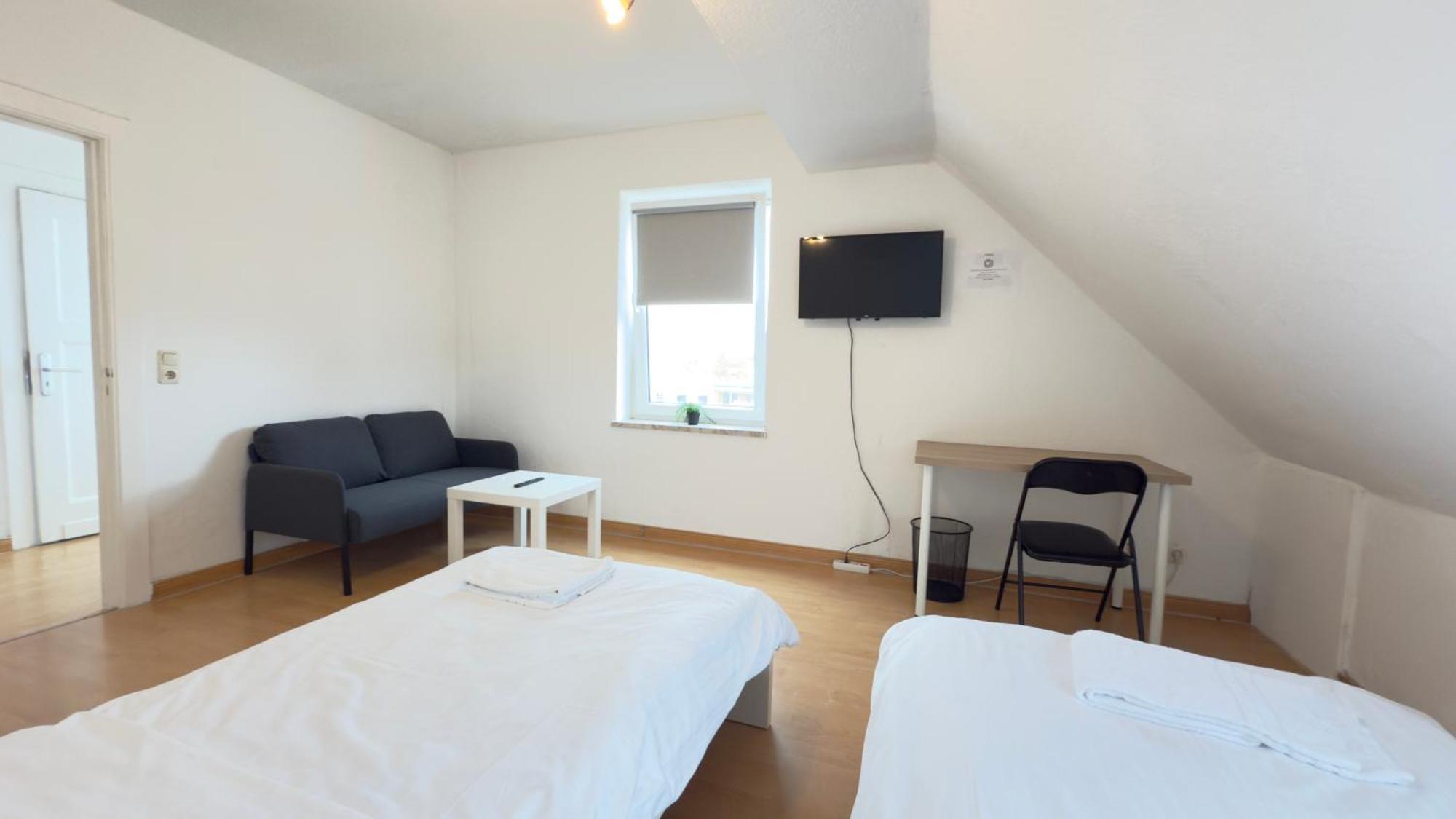 Apartments Im Herzen Von Neumuenster Innenstadt & Hbf Fusslaeufig, Mit Privatparkplatz Exterior foto